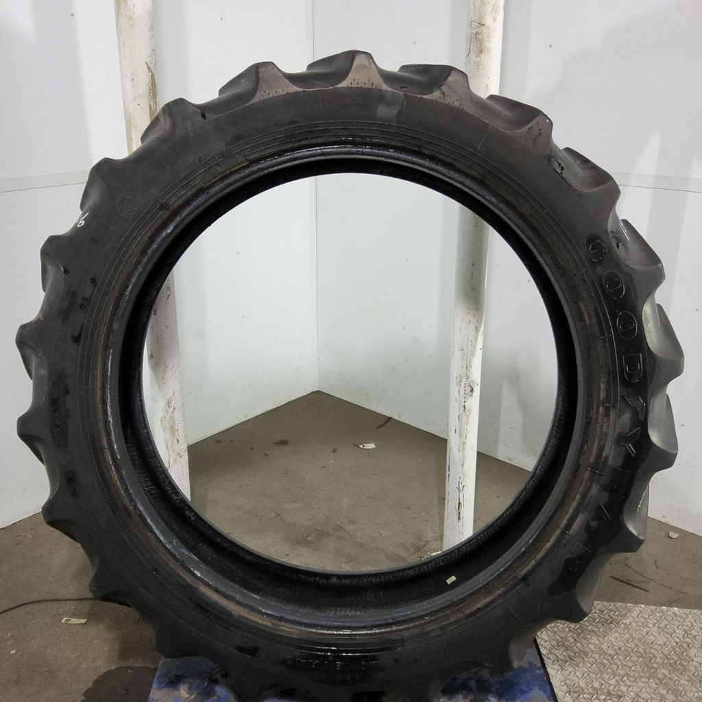 320/80R42 Goodyear Farm DT800 Super Traction R-1W 141A8 60%