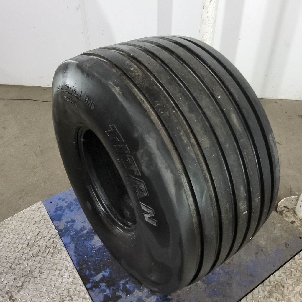38x20.00-16.1SL Titan Farm Flo-Trac Rib I-1 D (8 Ply), 85%