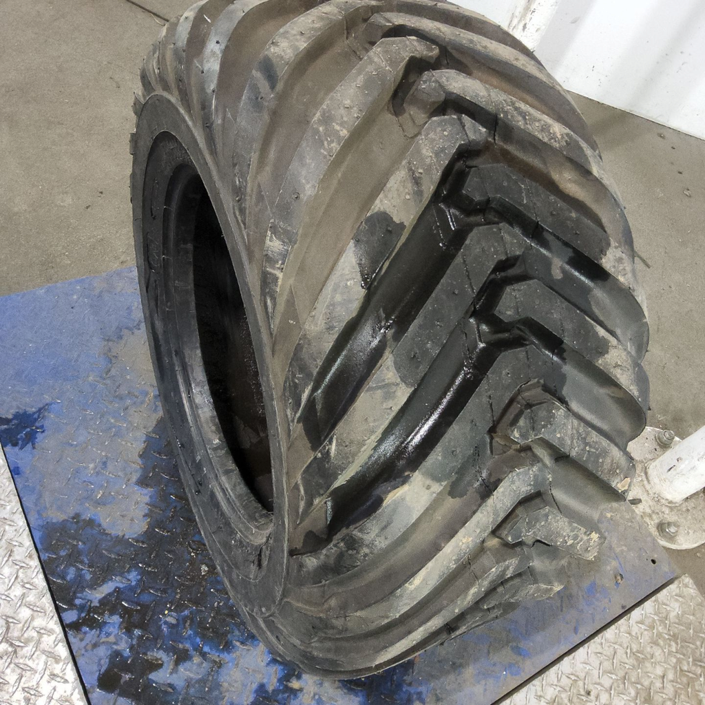 400/55-17.5 Trelleborg T404 Implement I-3 131A8