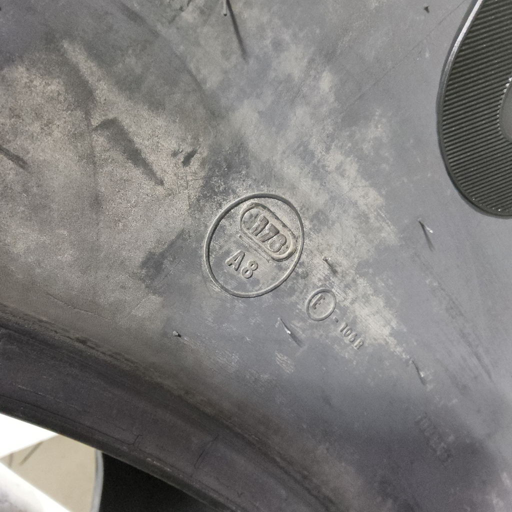 800/70R38 Continental Super Volume SVT R-1W 178A8 80%