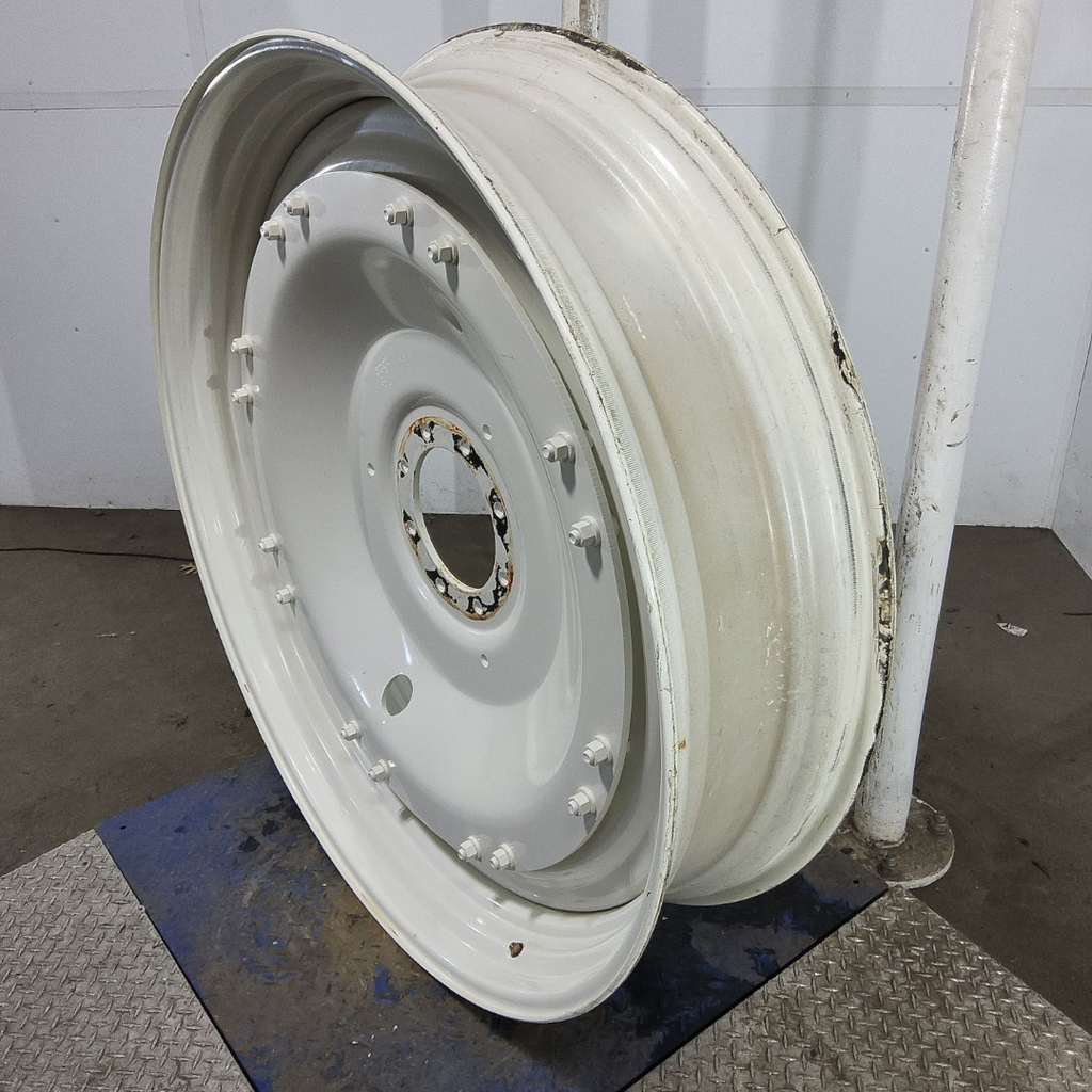 12"W x 50"D, New Holland White 16-Hole Stub Disc (groups of 2 bolts)