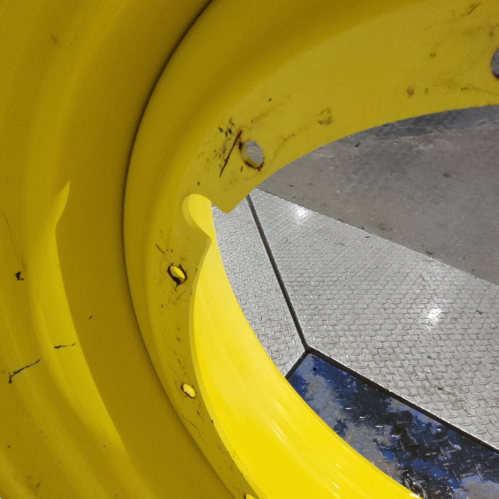20"W x 46"D, John Deere Yellow 12-Hole Stub Disc Sprayer