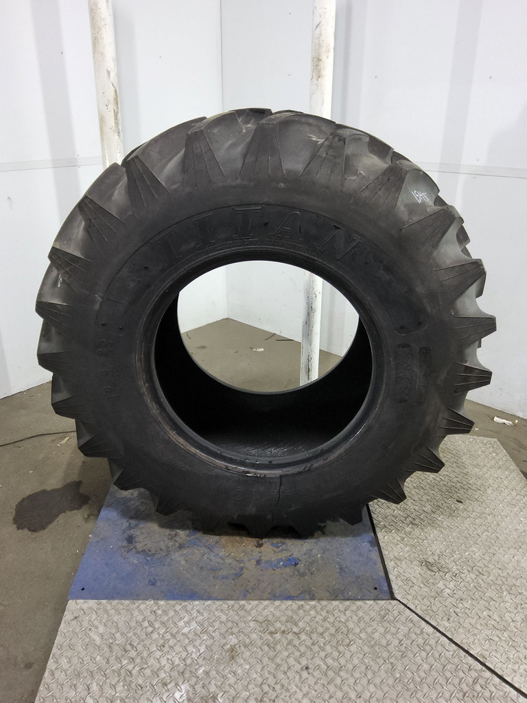18.4-26 Titan Farm Hi Traction Lug R-1 C (6 Ply), 95%