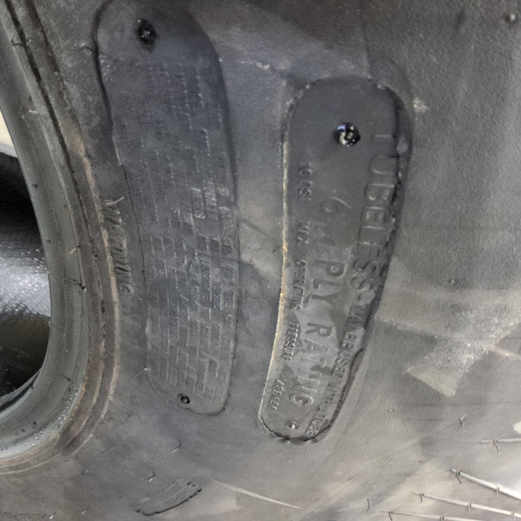 18.4-26 Titan Farm Hi Traction Lug R-1 C (6 Ply), 95%