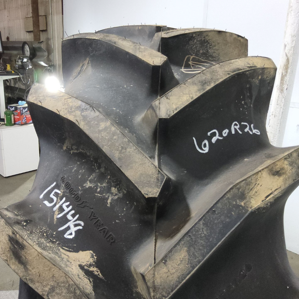 620/75R26 Goodyear Farm DT820 R-1W 166A8 99%