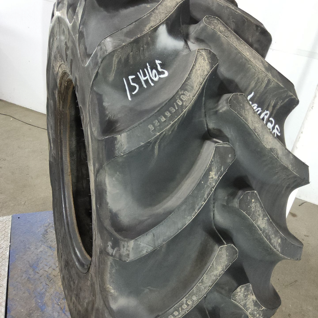 600/65R28 Firestone Radial All Traction DT R-1W 147B