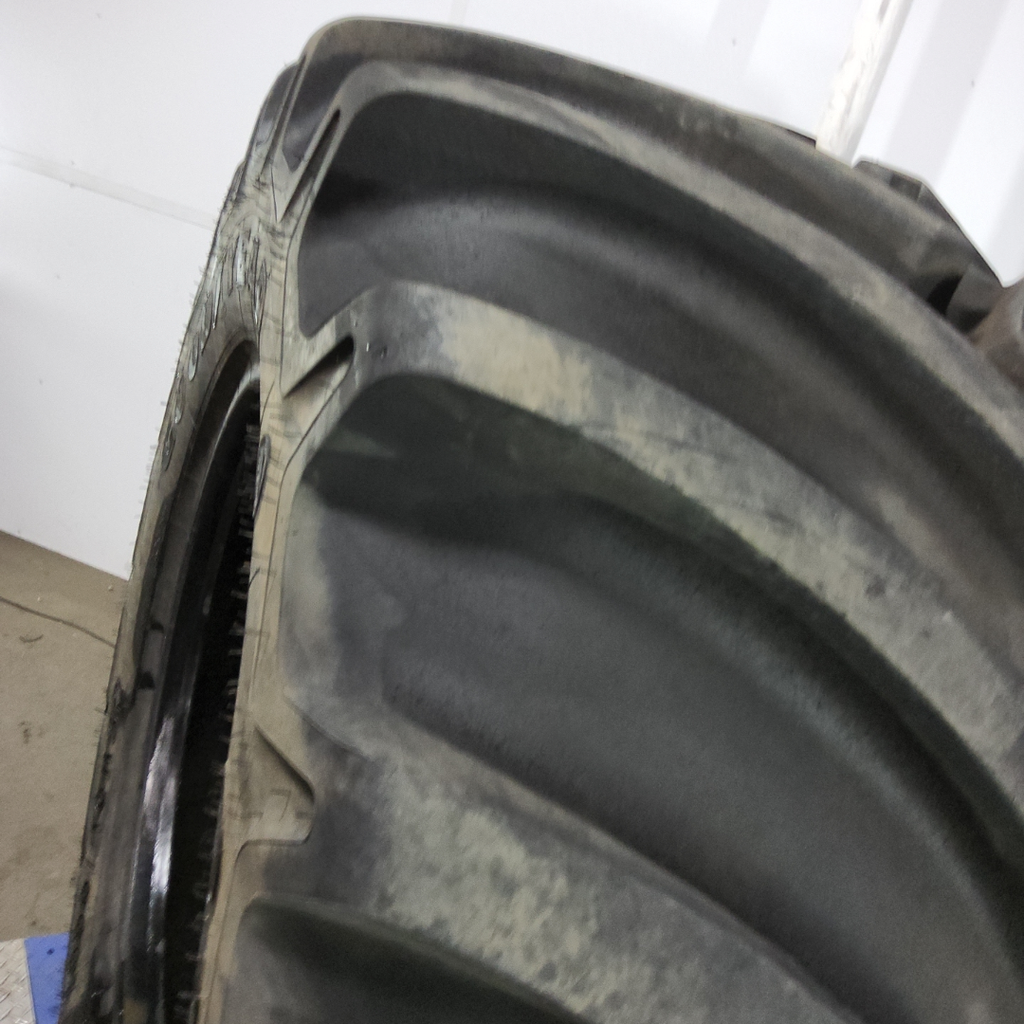 LSW1000/40R32 Goodyear Farm Optitrac R-1W 180D 99%