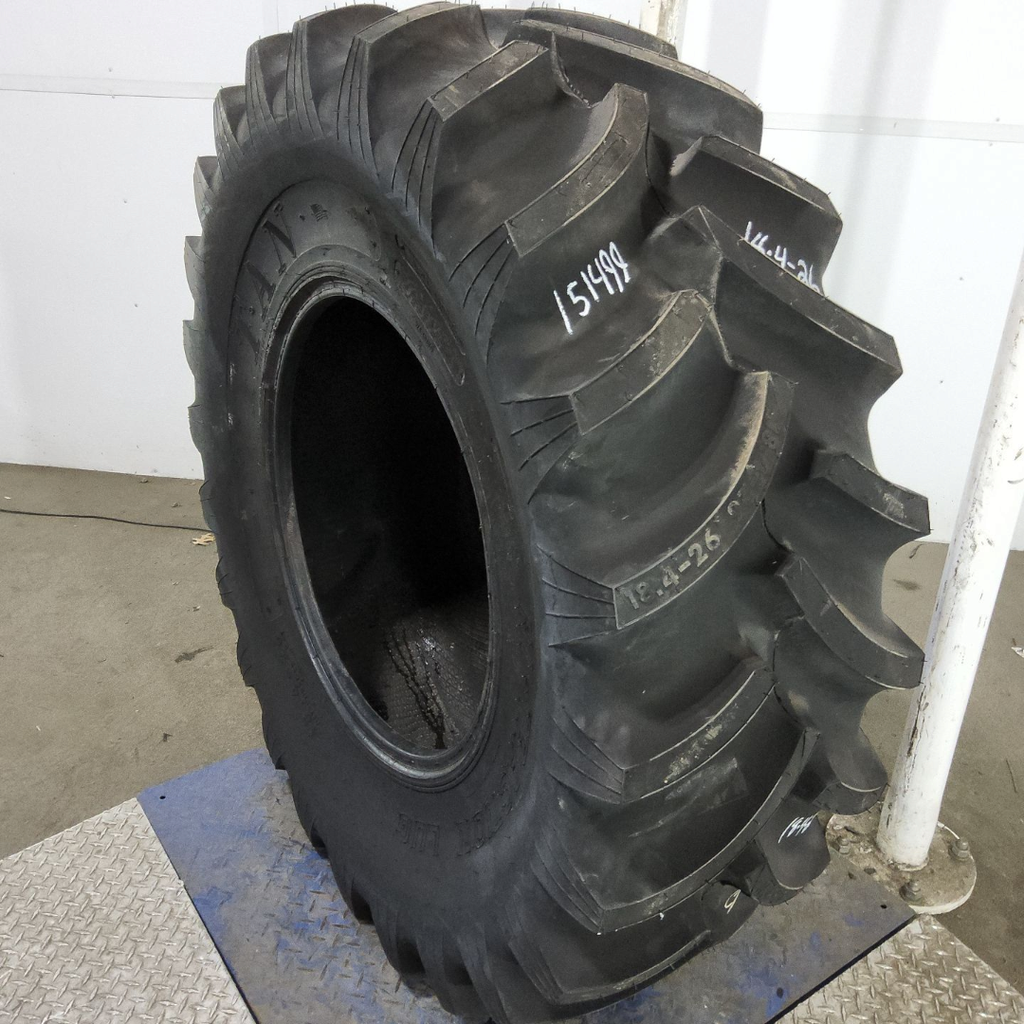 18.4-26 Titan Farm Hi Traction Lug R-1 C (6 Ply), 99%
