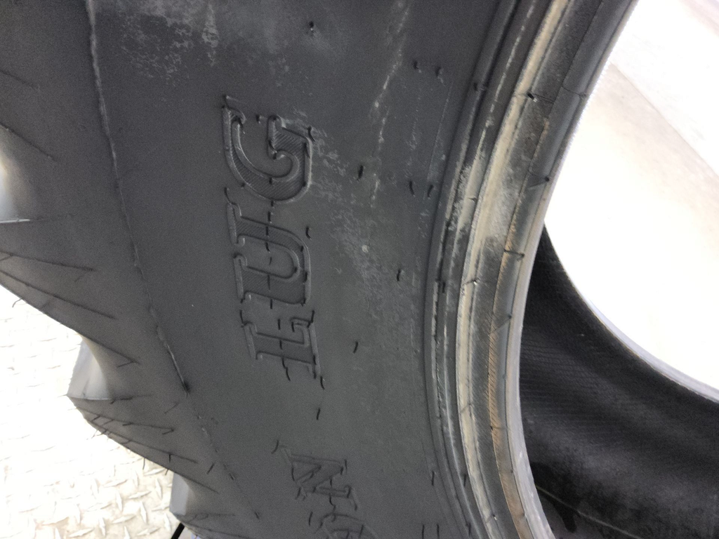 20.8-38 Titan Farm Hi Traction Lug R-1 D (8 Ply), 99%