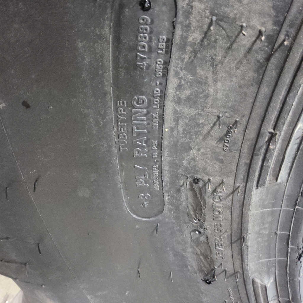 20.8-38 Titan Farm Hi Traction Lug R-1 D (8 Ply), 99%