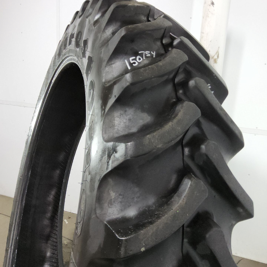 380/90R54 Firestone Radial 9000 R-1W 152A8/152B 95%