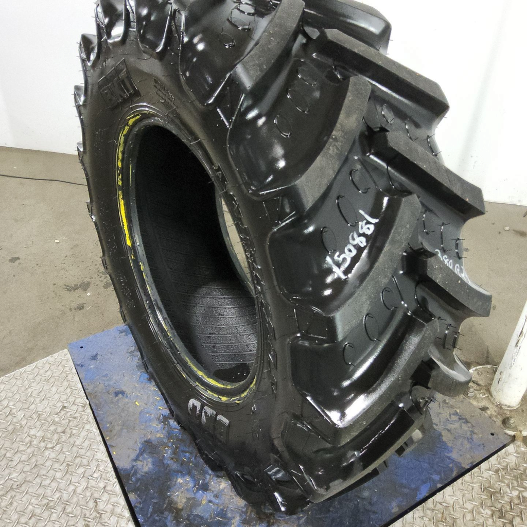 380/70R24 BKT Tires Agrimax RT 765 R-1W 125A8 95%