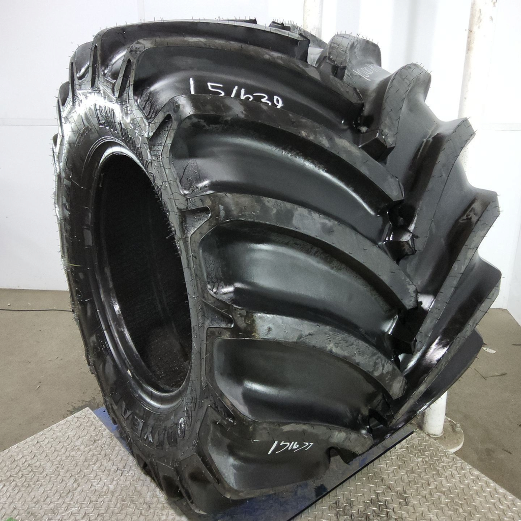 LSW1000/40R32 Goodyear Farm Optitrac R-1W 167D
