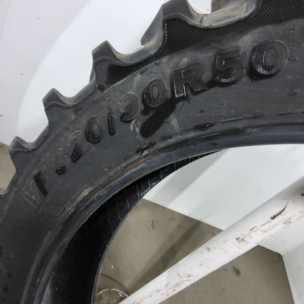VF320/90R50 Alliance 354 Agriflex+  R-1W 166D 85%