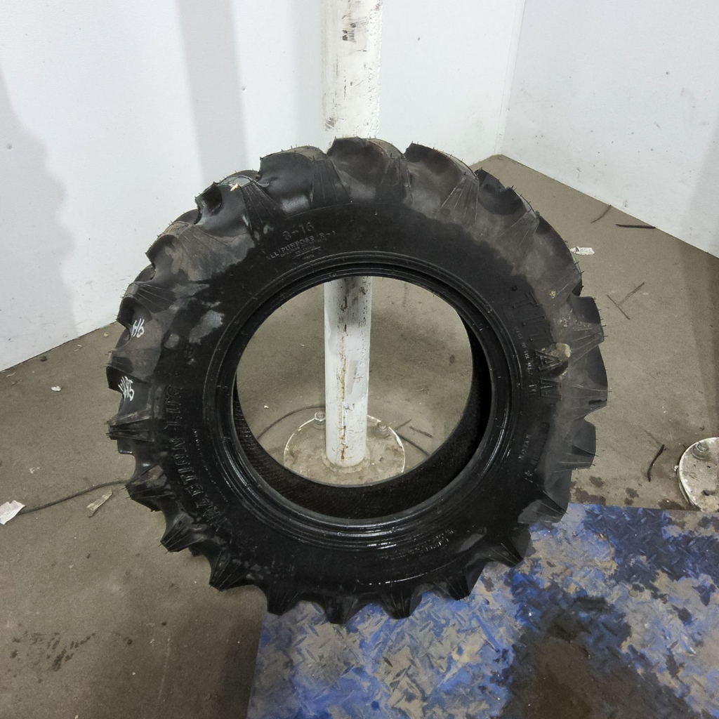 8-16 Titan Farm Hi Traction Lug R-1 C (6 Ply), 99%