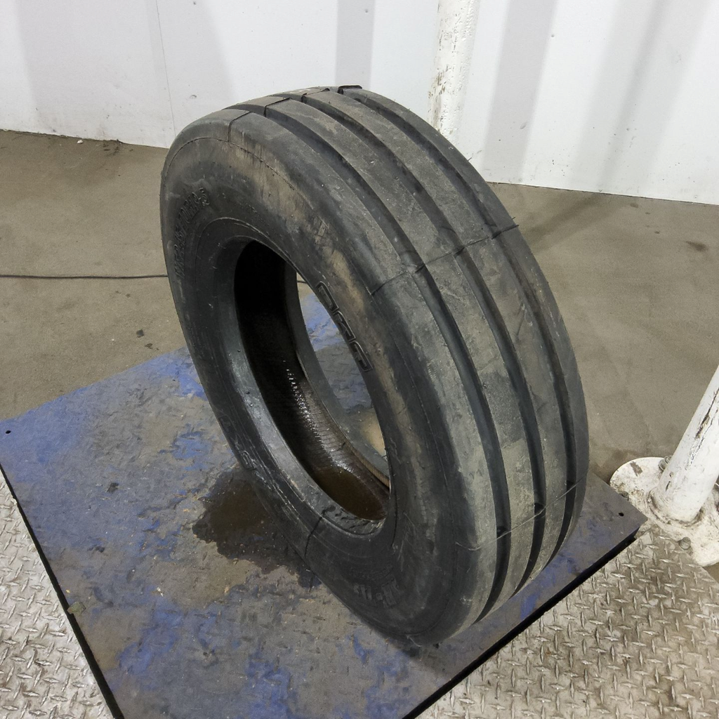 VF245/70R19.5 BKT Tires SR -713 I-1 142D 95%