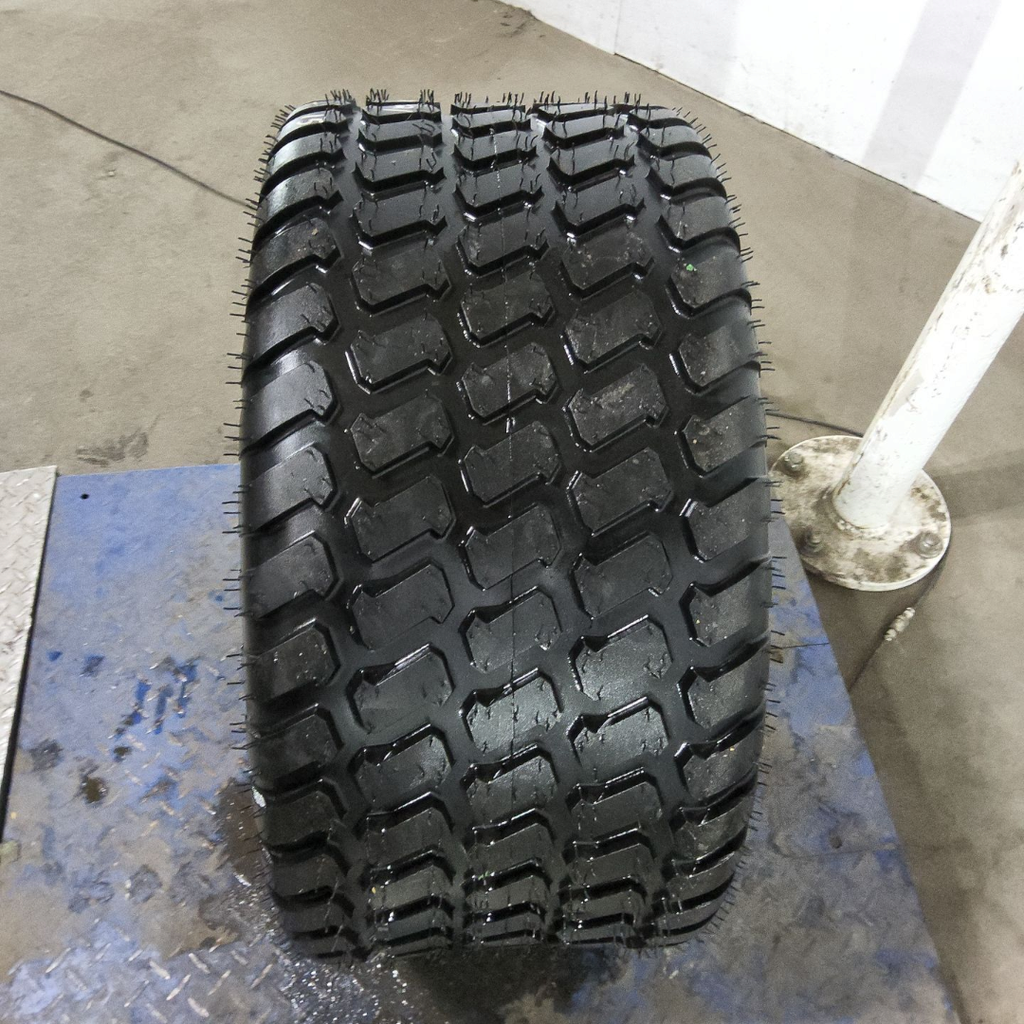 31x13.50-15NHS Titan Farm Multi Trac C/S HF-1 F (12 Ply)