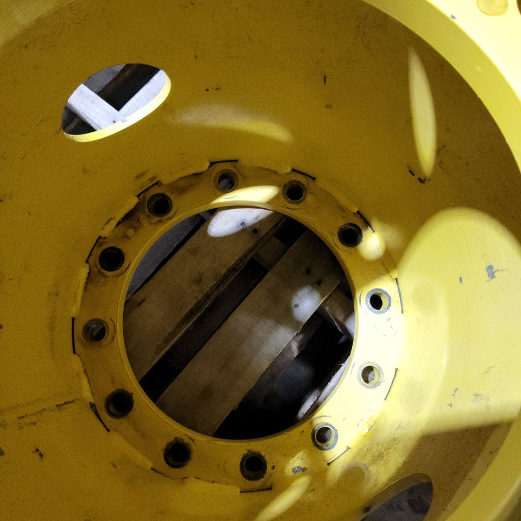 10 to 12-Hole 19.5"L Sprayer Extension, John Deere Yellow