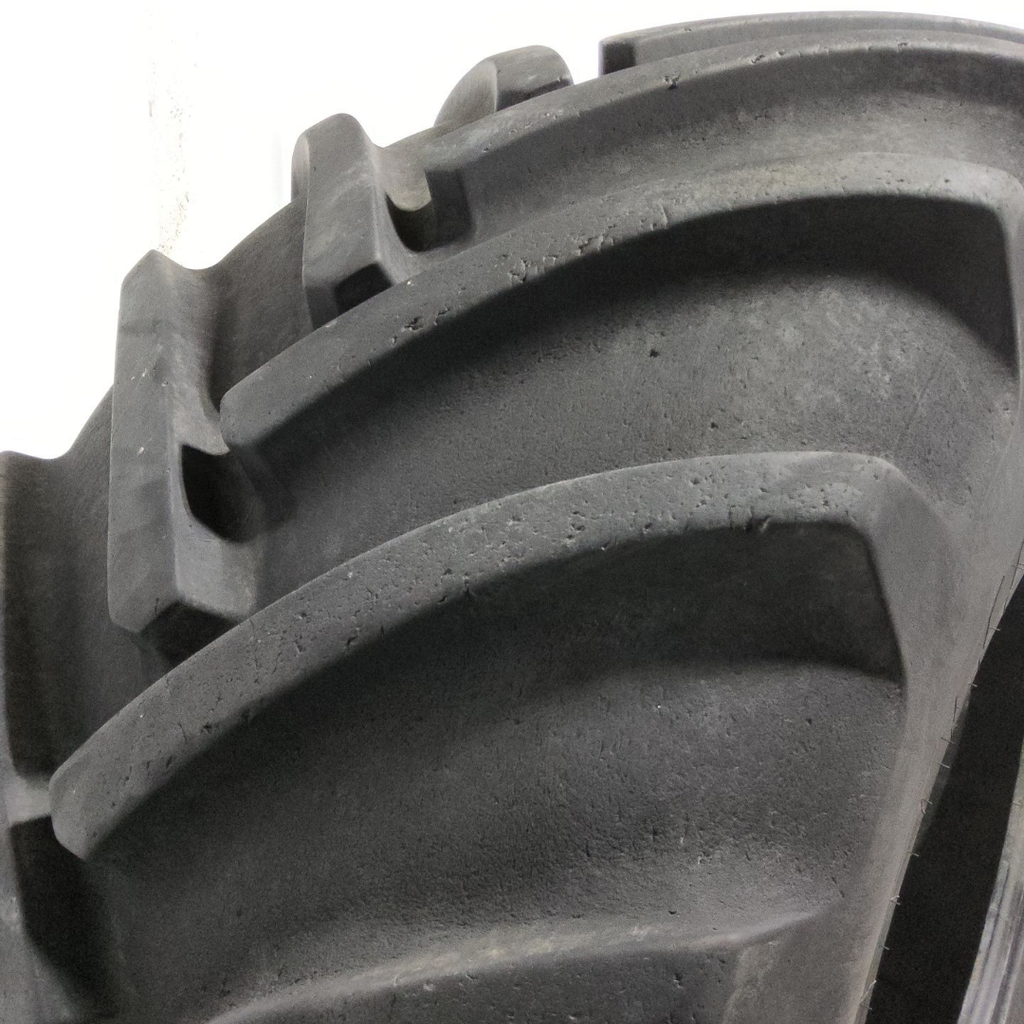 900/60R32 Mitas SuperFlexion Tire (SFT) R-1W 176A8