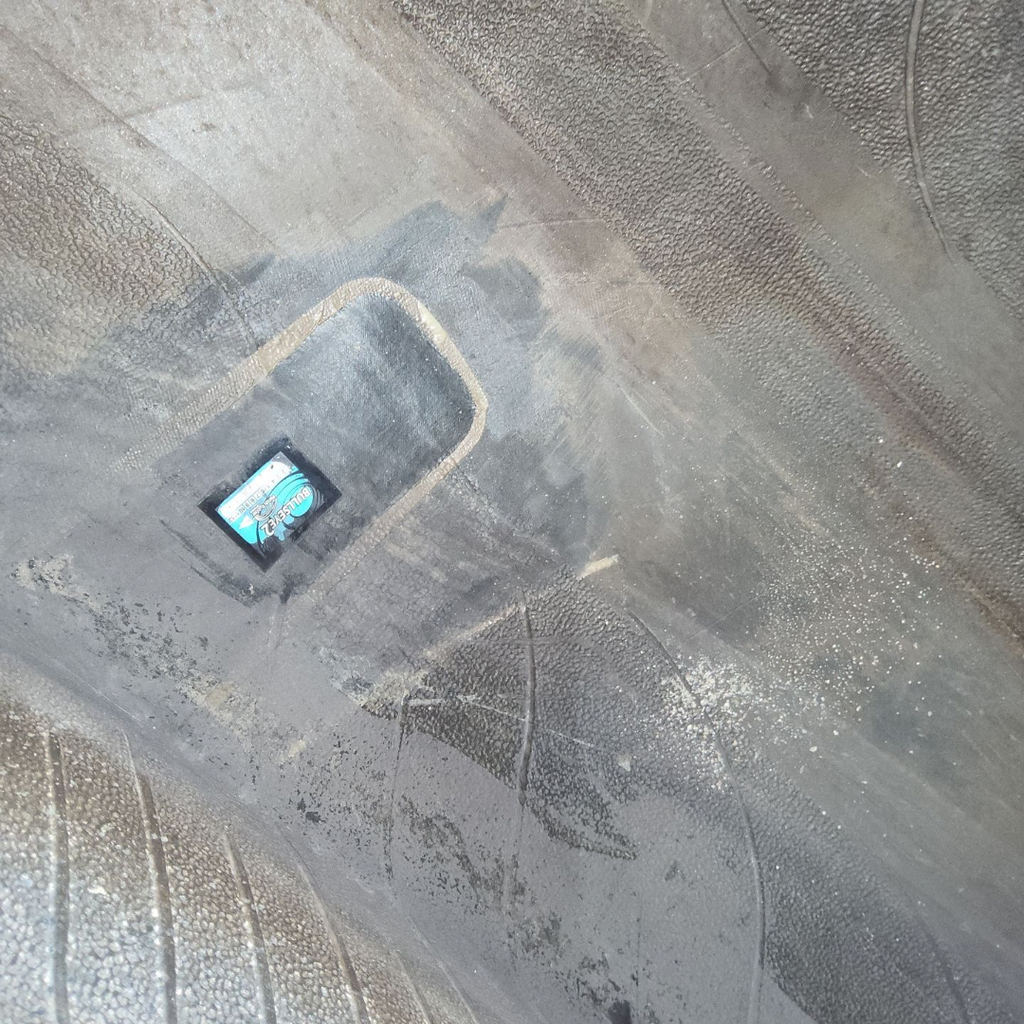 18.4-34 Goodyear Farm Dura Torque R-1 D (8 Ply), 90%