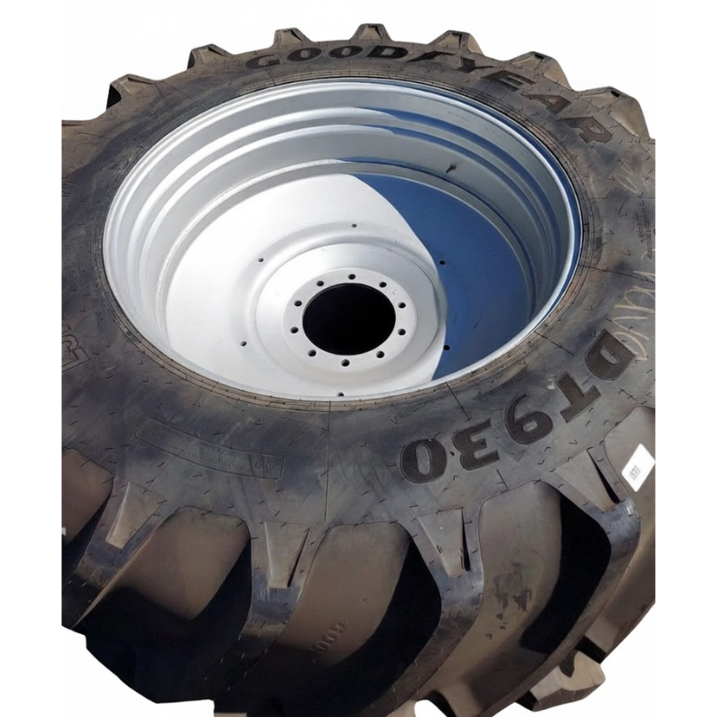 LSW1100/45R46 Goodyear Farm DT930 R-1W on Silver Mist 10-Hole Formed Plate