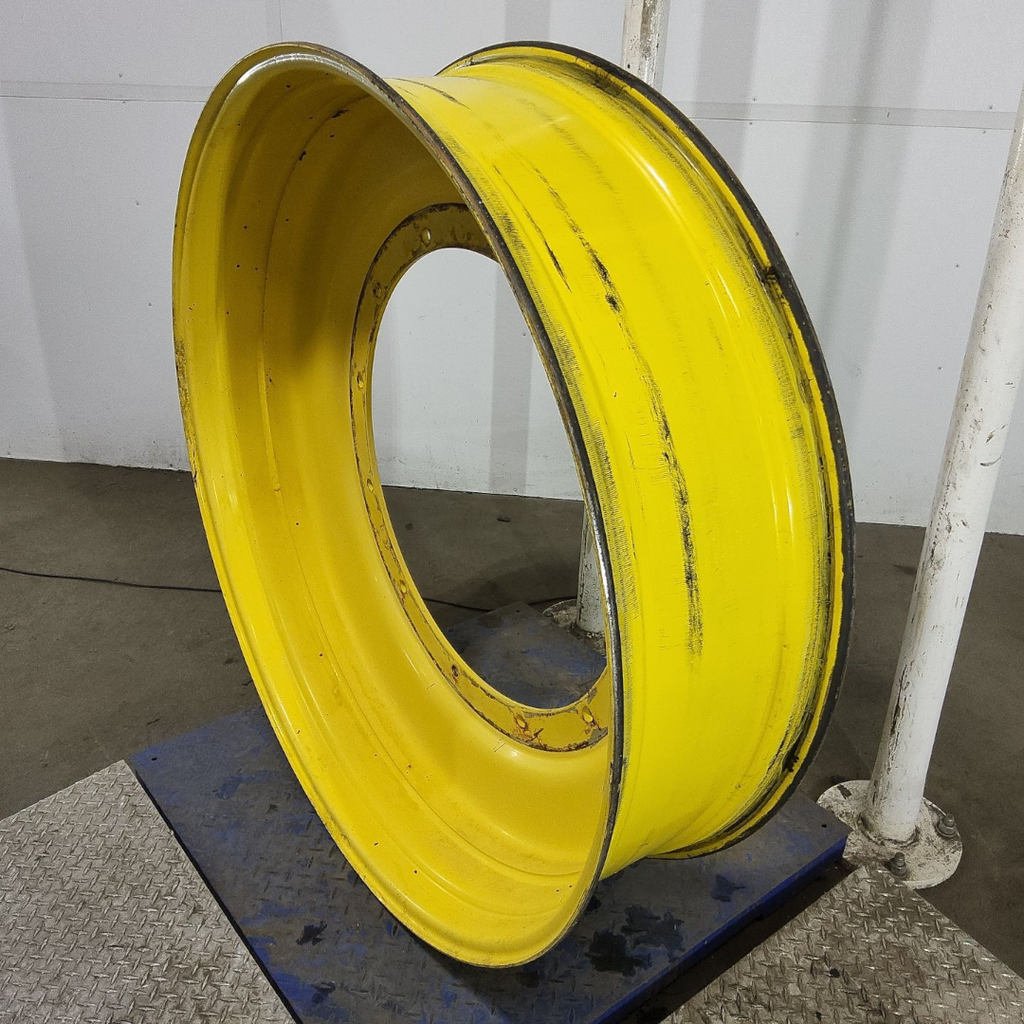 12"W x 50"D, John Deere Yellow 12-Hole Stub Disc Sprayer
