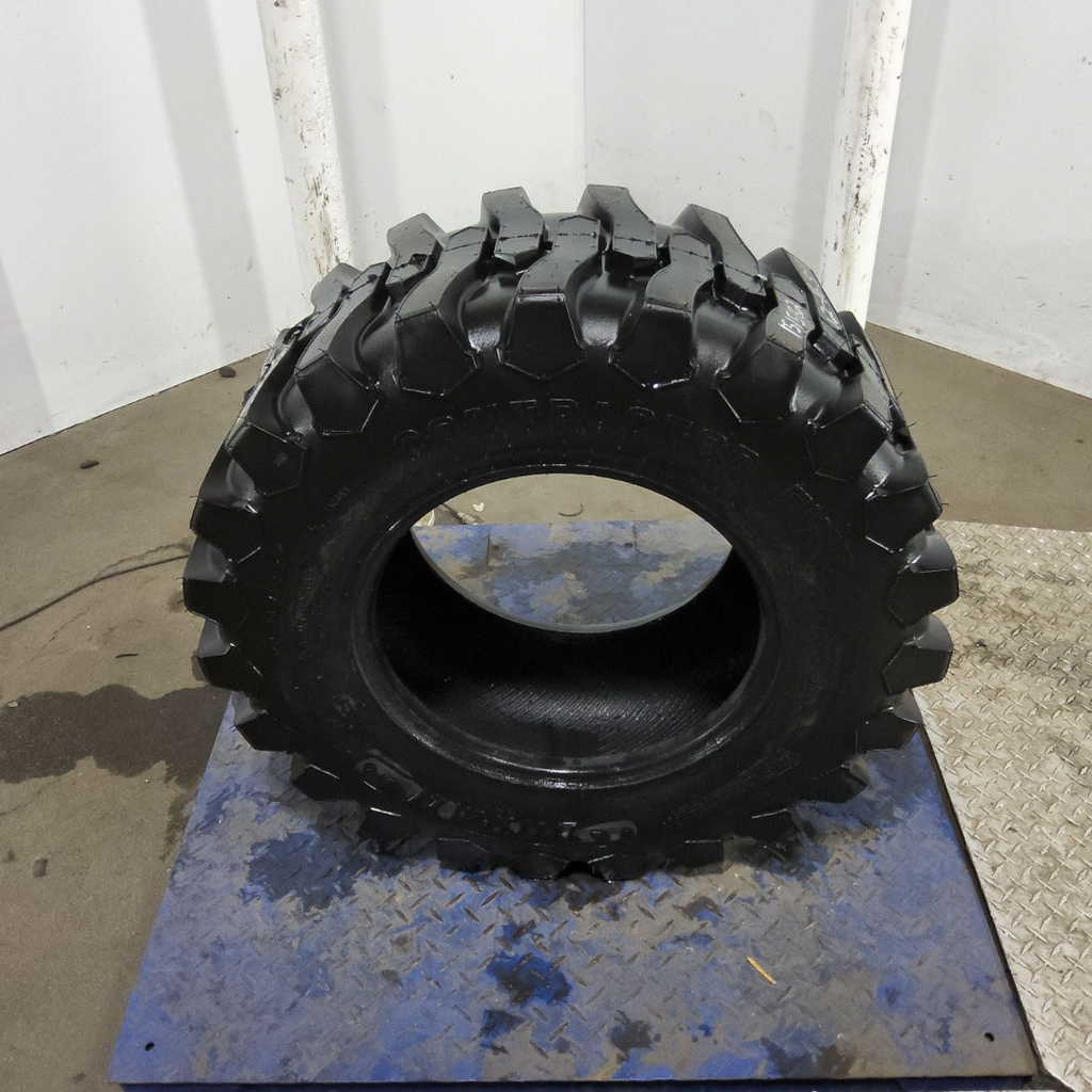 12-16.5 Titan Farm Contractor FWD SS R-4 C (6 Ply), 99%