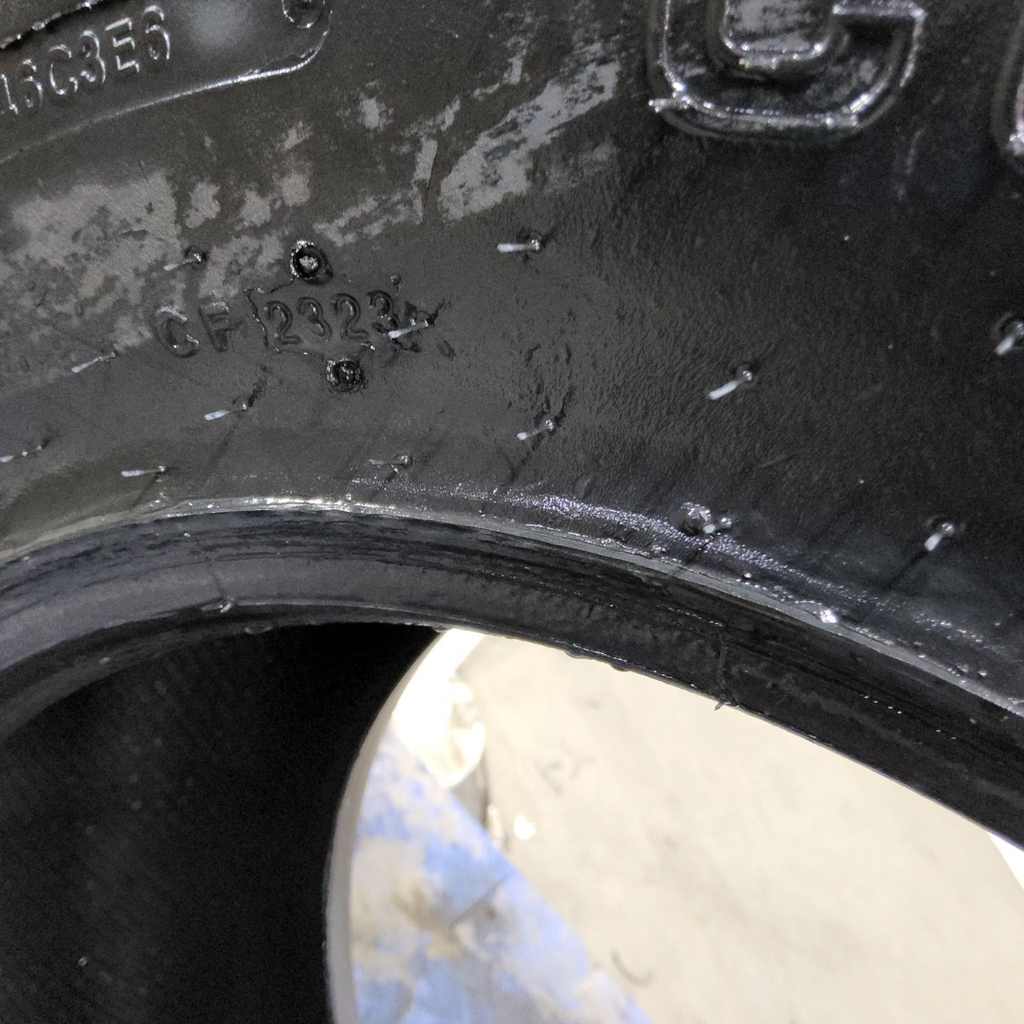 12-16.5 Titan Farm Contractor FWD SS R-4 C (6 Ply), 99%