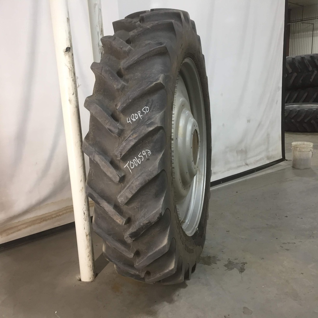 480/80R50 Goodyear Farm DT800 Super Traction R-1W 159 B 70%