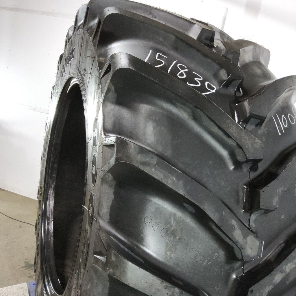 LSW1100/45R46 Goodyear Farm DT930 R-1W 195D 99%
