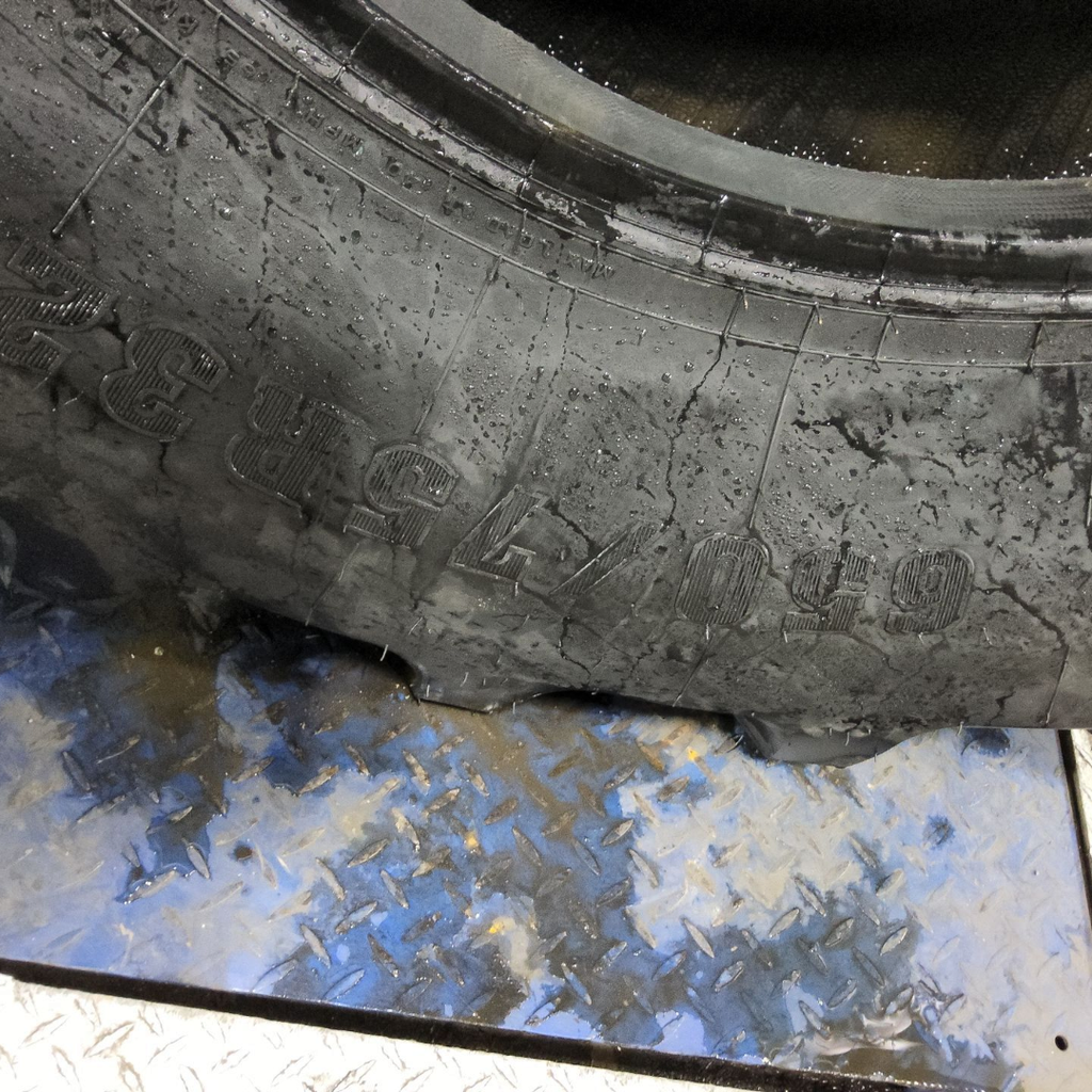 650/75R32 Firestone Radial All Traction DT R-1W 172D 99%