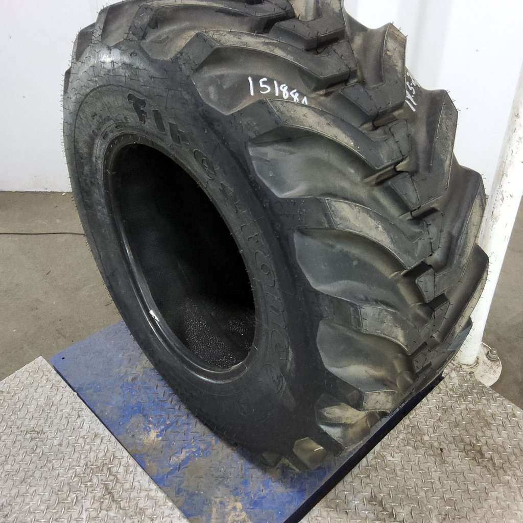 19.5L-24 Firestone All Traction Utility R-4 E (10 Ply), 99%