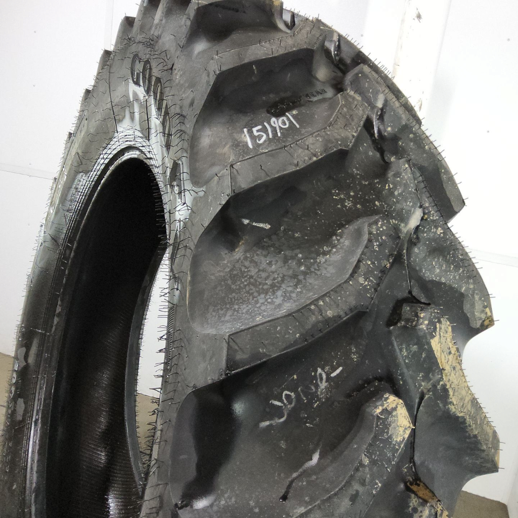 520/85R42 Goodyear Farm UltraTorque Radial R-1