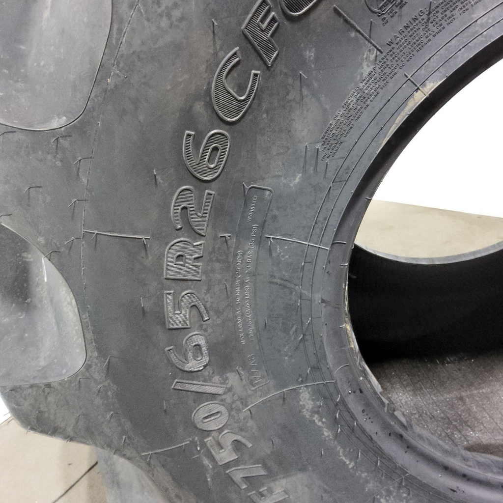 VF750/65R26 Goodyear Farm Custom Flo Grip R-2 177A8 99%
