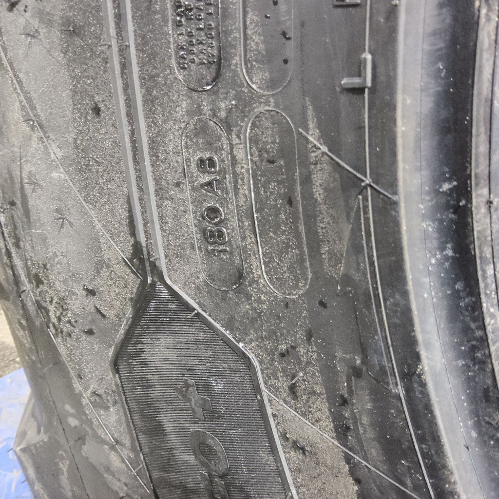 VF750/65R26 Michelin CereXBib 2 CFO+ R-1W 180A8 99%