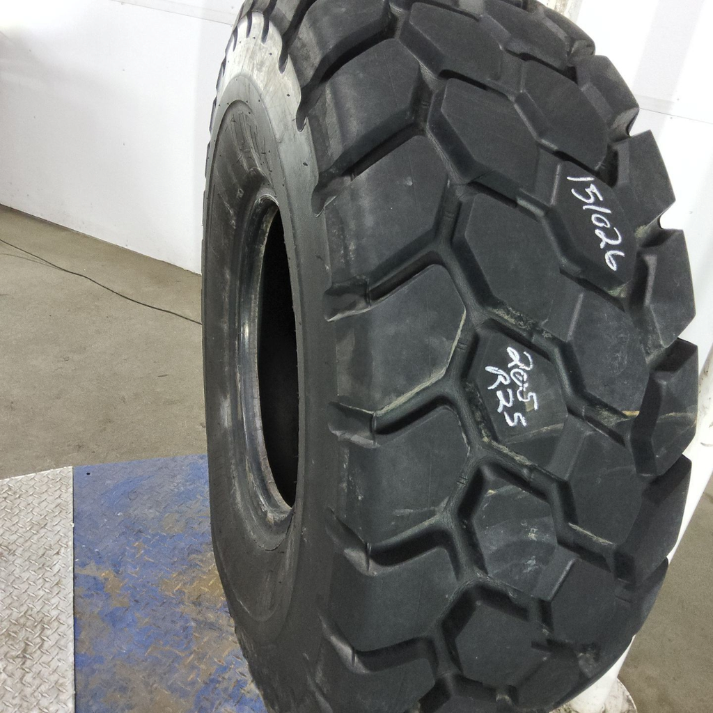20.5R25 Bridgestone VJT D2A Loader G-3/L-3