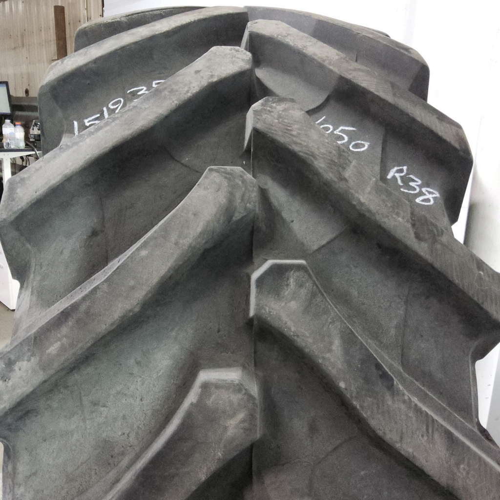 VF650/65R38 Trelleborg TM1000 Progressive Traction R-1W 172D 85%