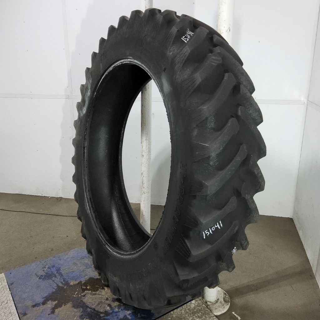 380/90R46 Titan Farm Hi Traction Lug Radial R-1