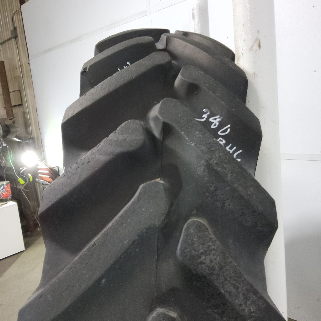 380/90R46 Titan Farm Hi Traction Lug Radial R-1