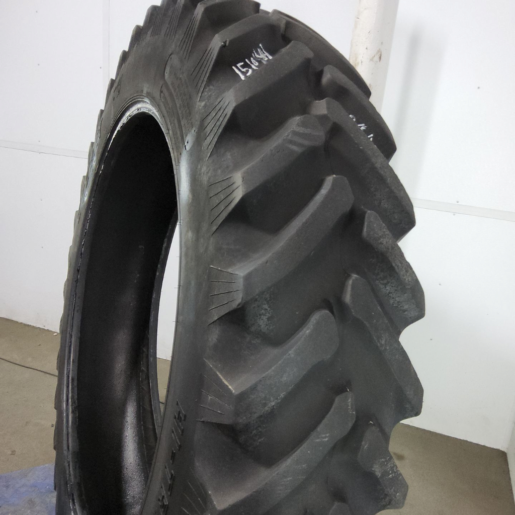 380/90R46 Titan Farm Hi Traction Lug Radial R-1