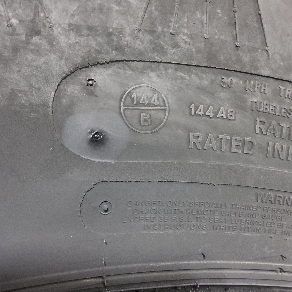 380/90R46 Titan Farm Hi Traction Lug Radial R-1