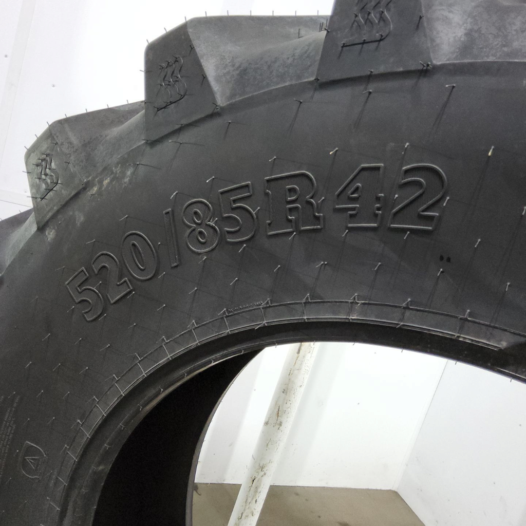 520/85R42 BKT Tires Agrimax Teris R-1 168D 99%