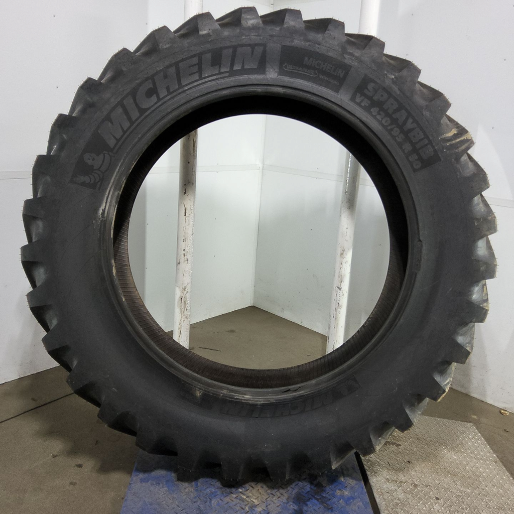 VF420/95R50 Michelin Spraybib CFO R-1S 179D/175E 99%