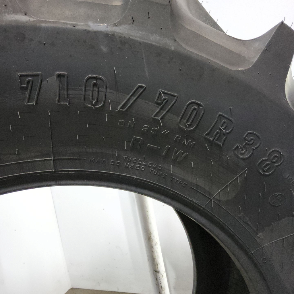 710/70R38 Firestone Radial All Traction DT R-1W 166B/166A8 99%