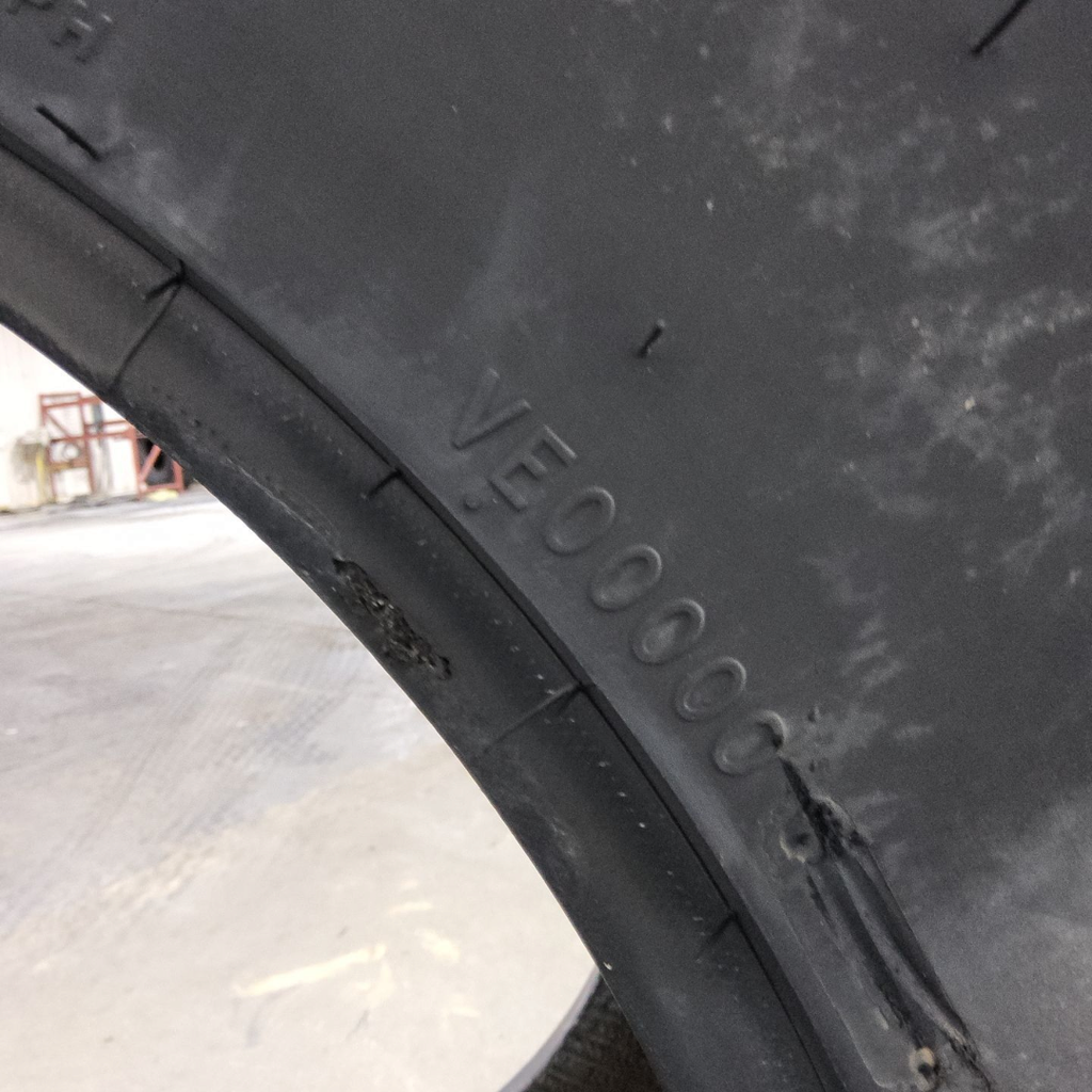 28L-26 Firestone All Non-Skid II R-3 H (16 Ply), 99%