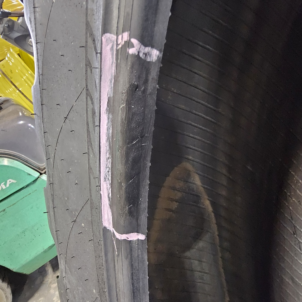 VF420/95R50 Michelin Spraybib CFO R-1S 179D/175E 99%