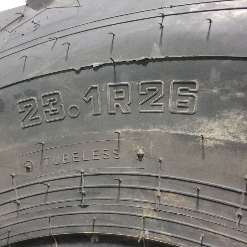 23.1R26 Alliance N.D. Tractor 330 R-3 153A8 99%
