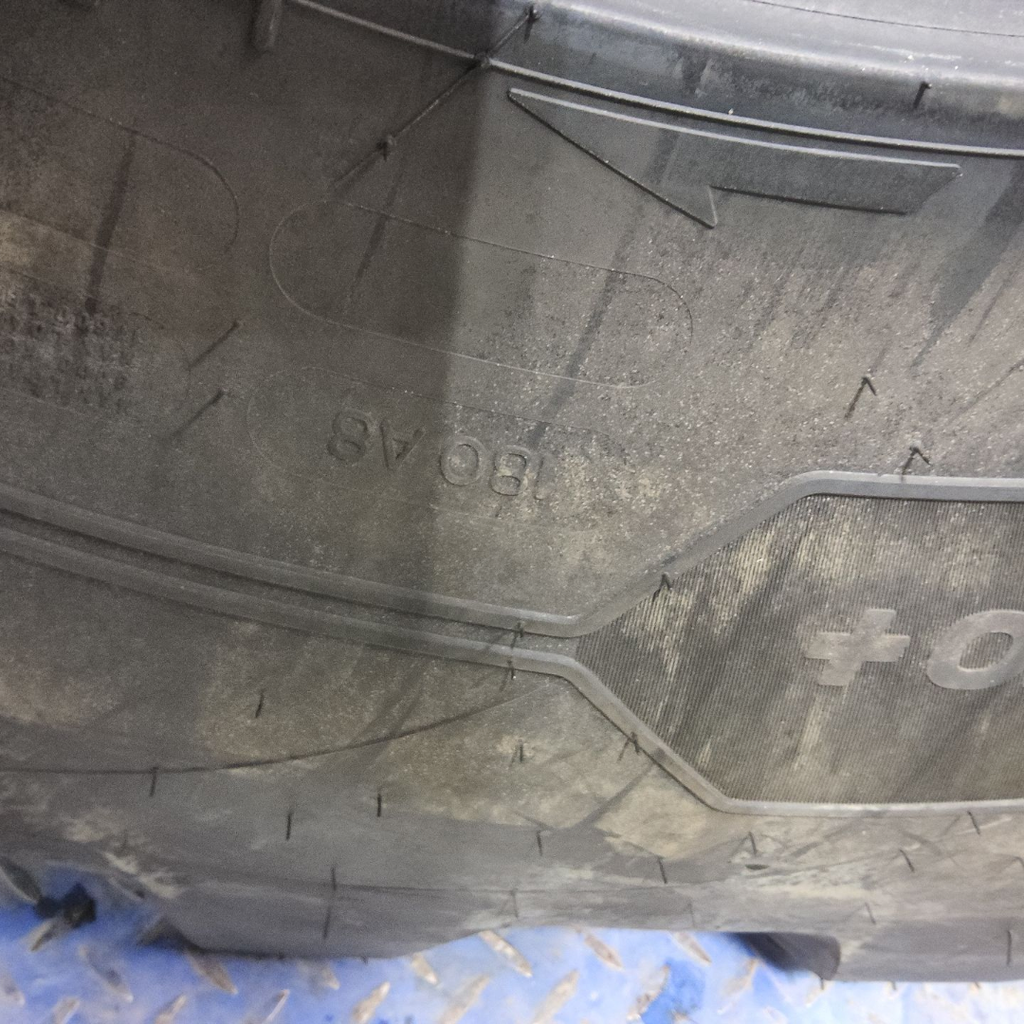 VF750/65R26 Michelin CereXBib 2 CFO+ R-1W 180A8 99%