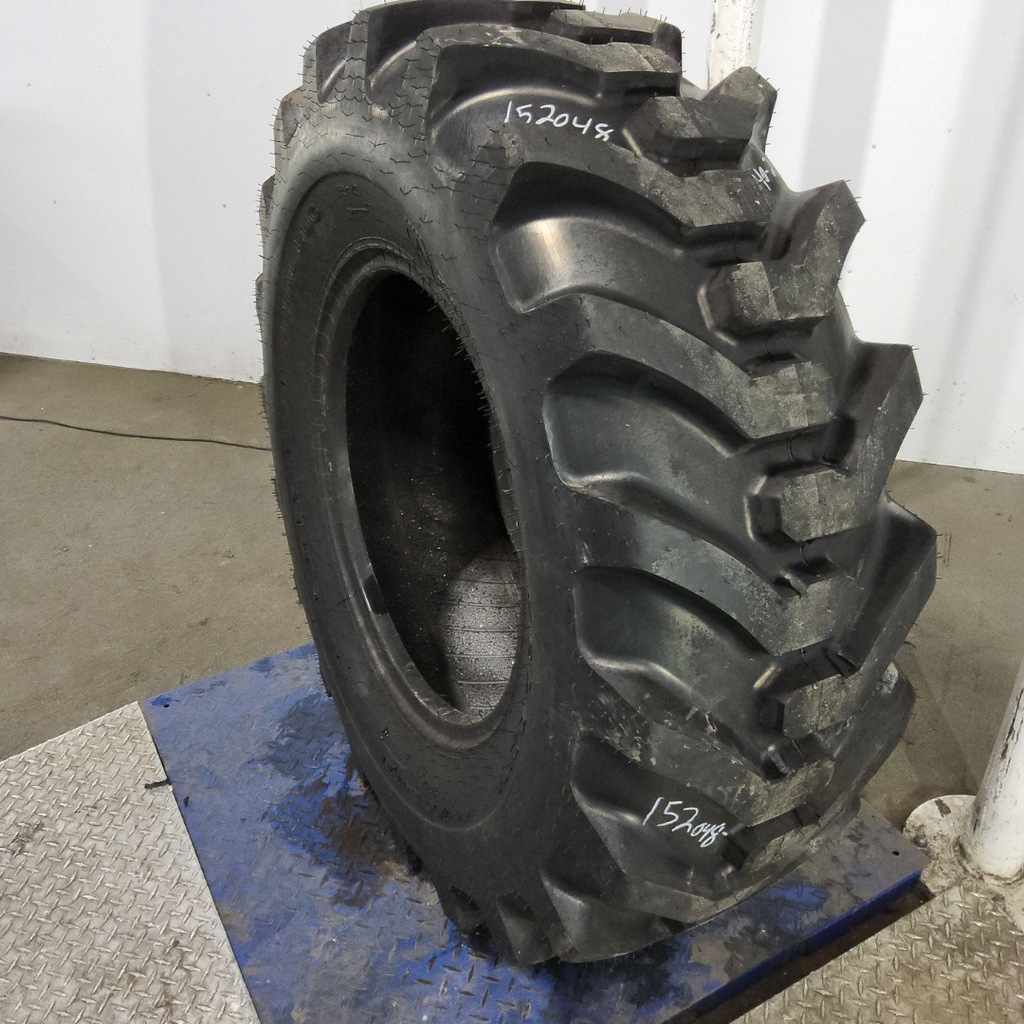 440/80-24 Galaxy Super Industrial Lug R-4 142A8 99%