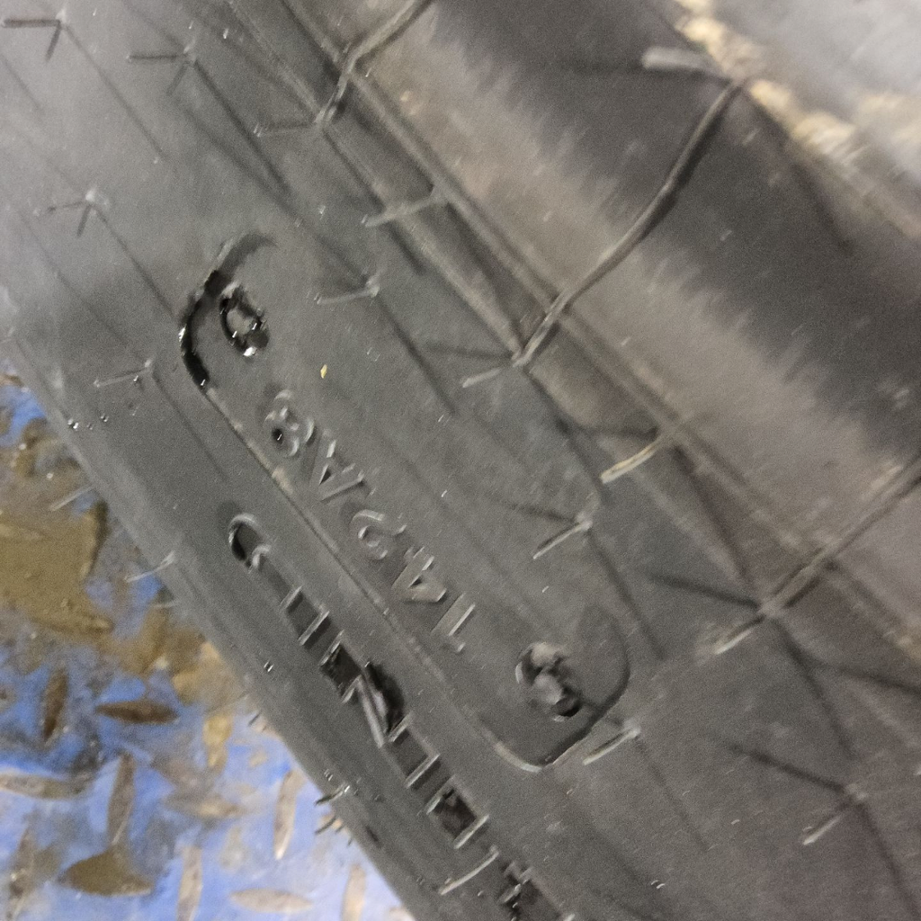440/80-24 Galaxy Super Industrial Lug R-4 142A8 99%